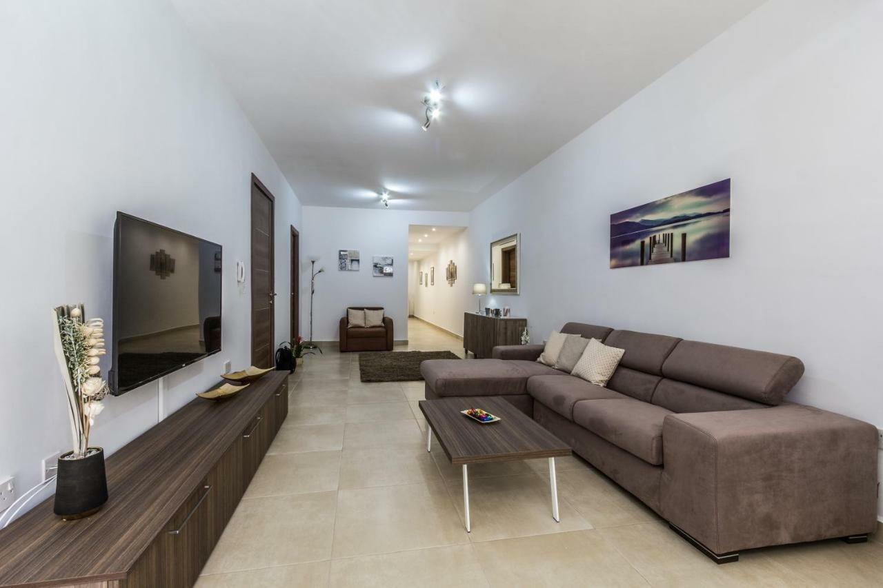 Sunny Modern Apartments Mellieħa Kültér fotó