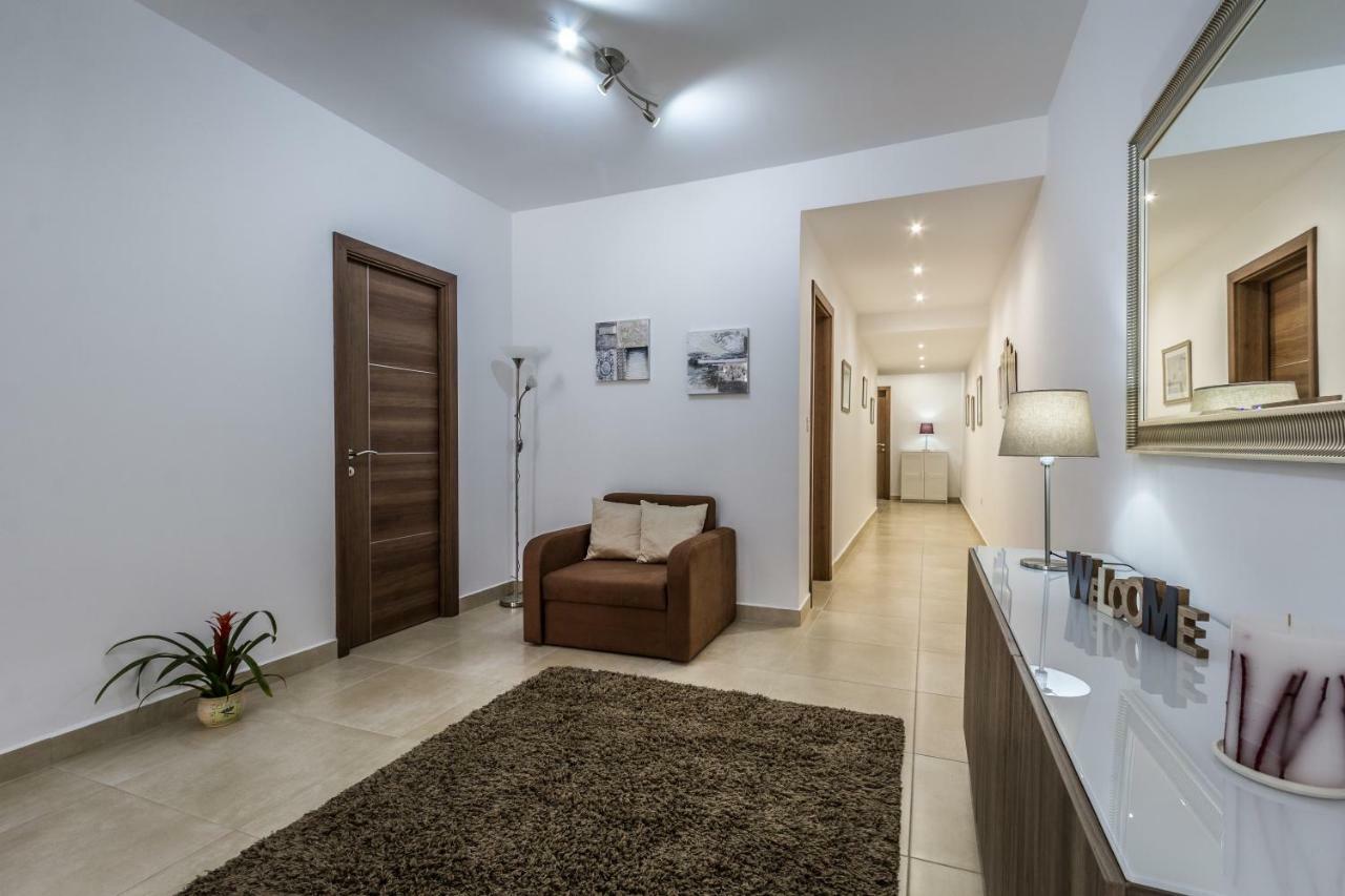 Sunny Modern Apartments Mellieħa Kültér fotó
