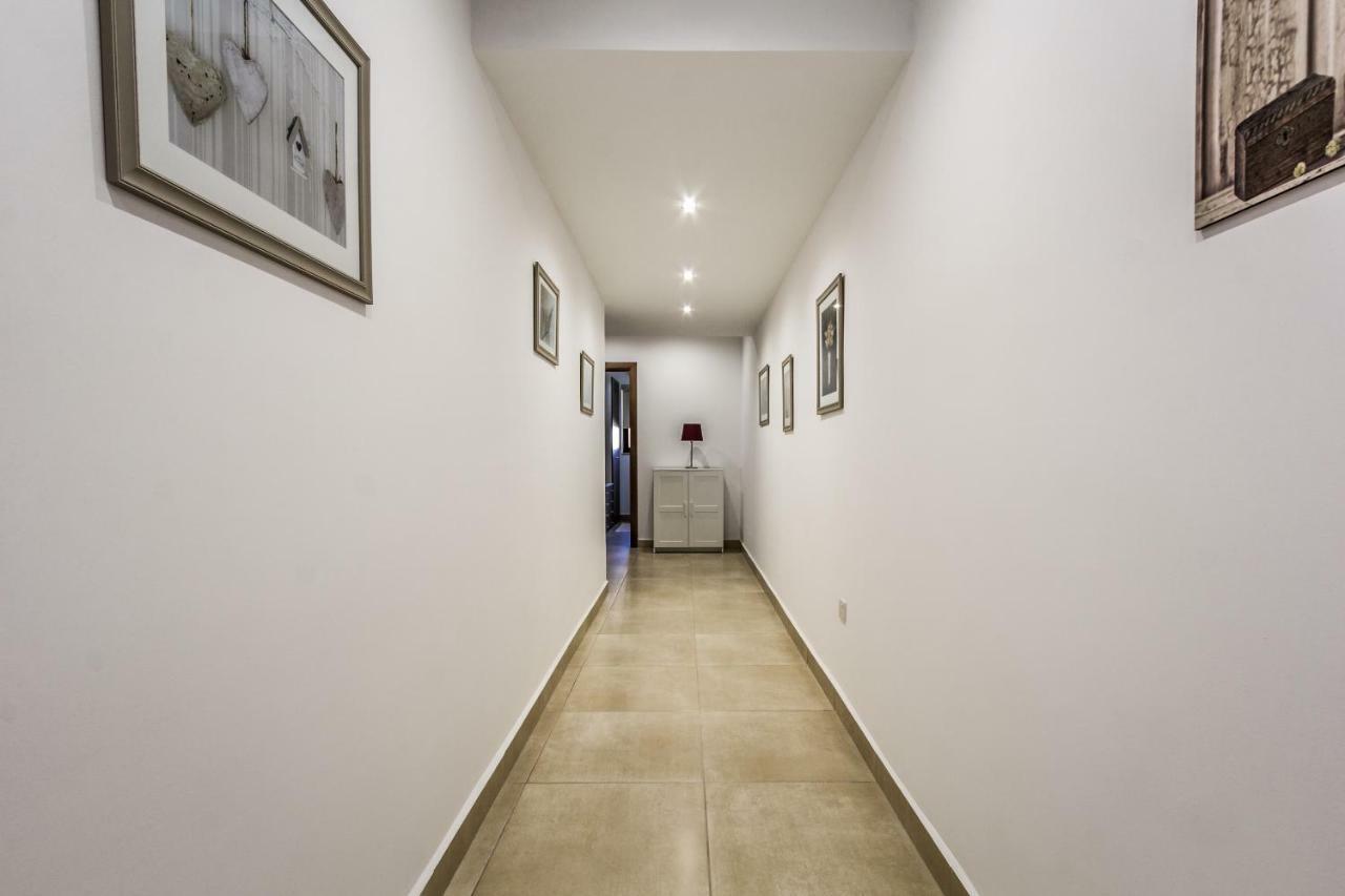 Sunny Modern Apartments Mellieħa Kültér fotó
